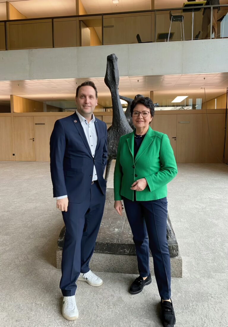 Landespolitik trifft Wirtschaft: Ein Tag im Zeichen des Dialogs