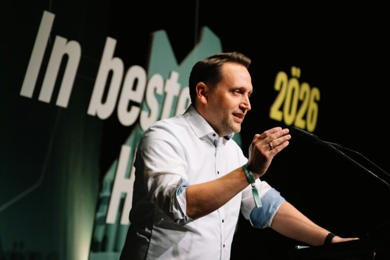 Aktuell 58 Grünen-Landtagsabgeordnete im Landtag Baden-Württemberg vertreten. 42-jähriger Direktkandidat der Grünen im Kreisverband Ettlingen zeigt sich zufrieden mit dem Ergebnis.